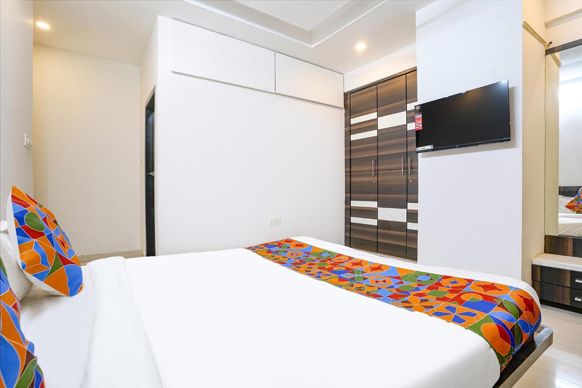Fabhotel Shree Balaji Hotel