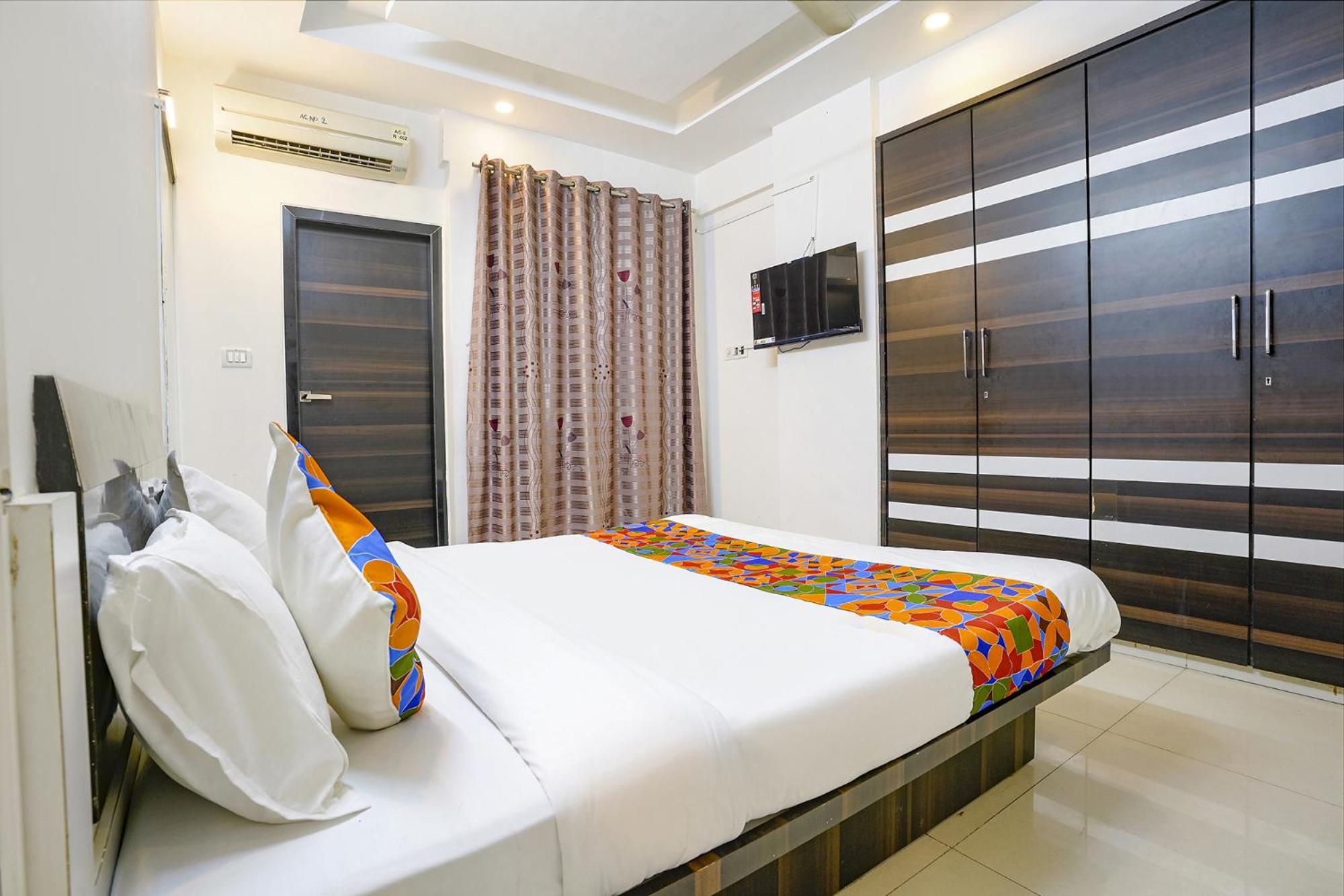 Fabhotel Shree Balaji Hotel 3*