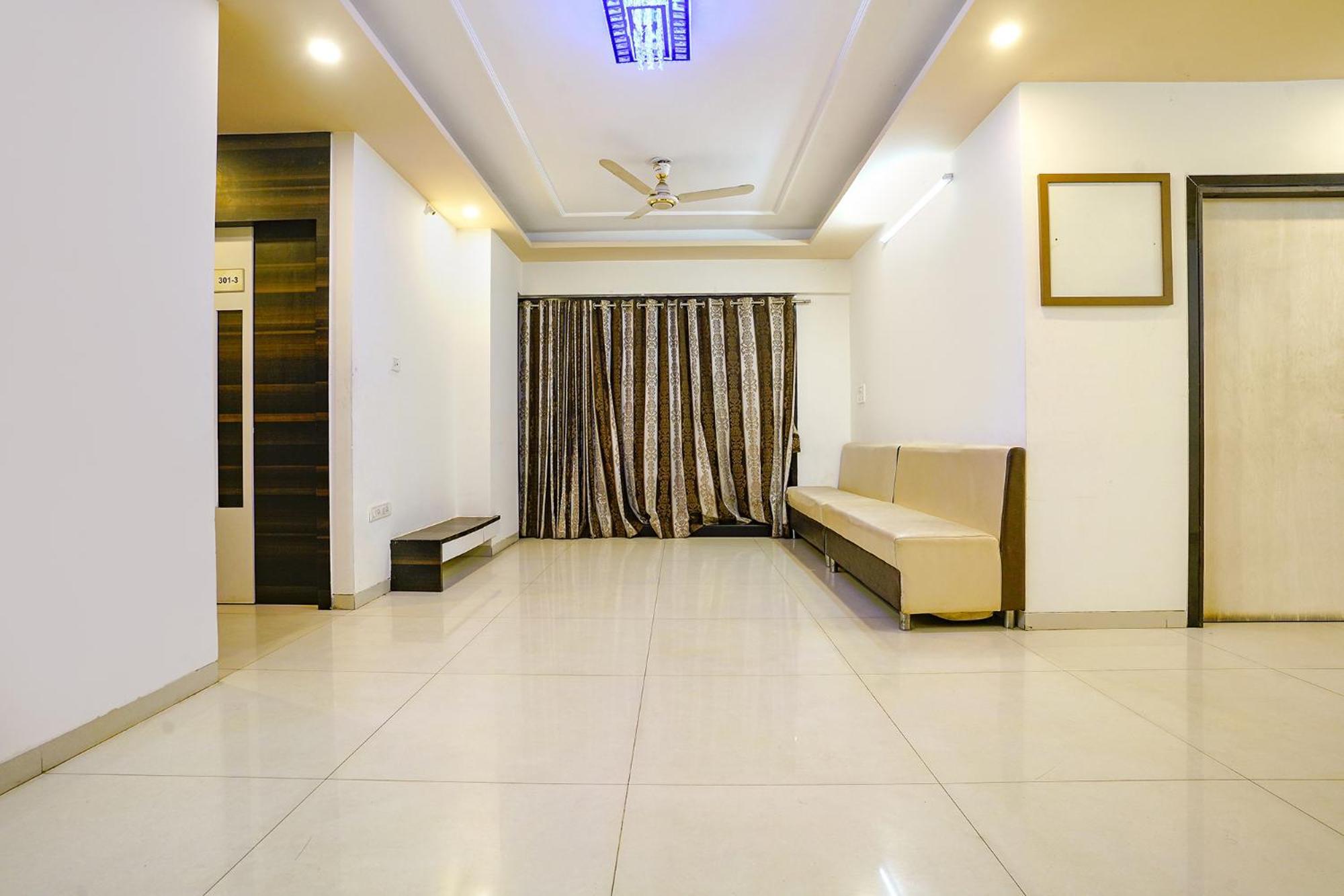 Hotel Fabhotel Shree Balaji 3*
