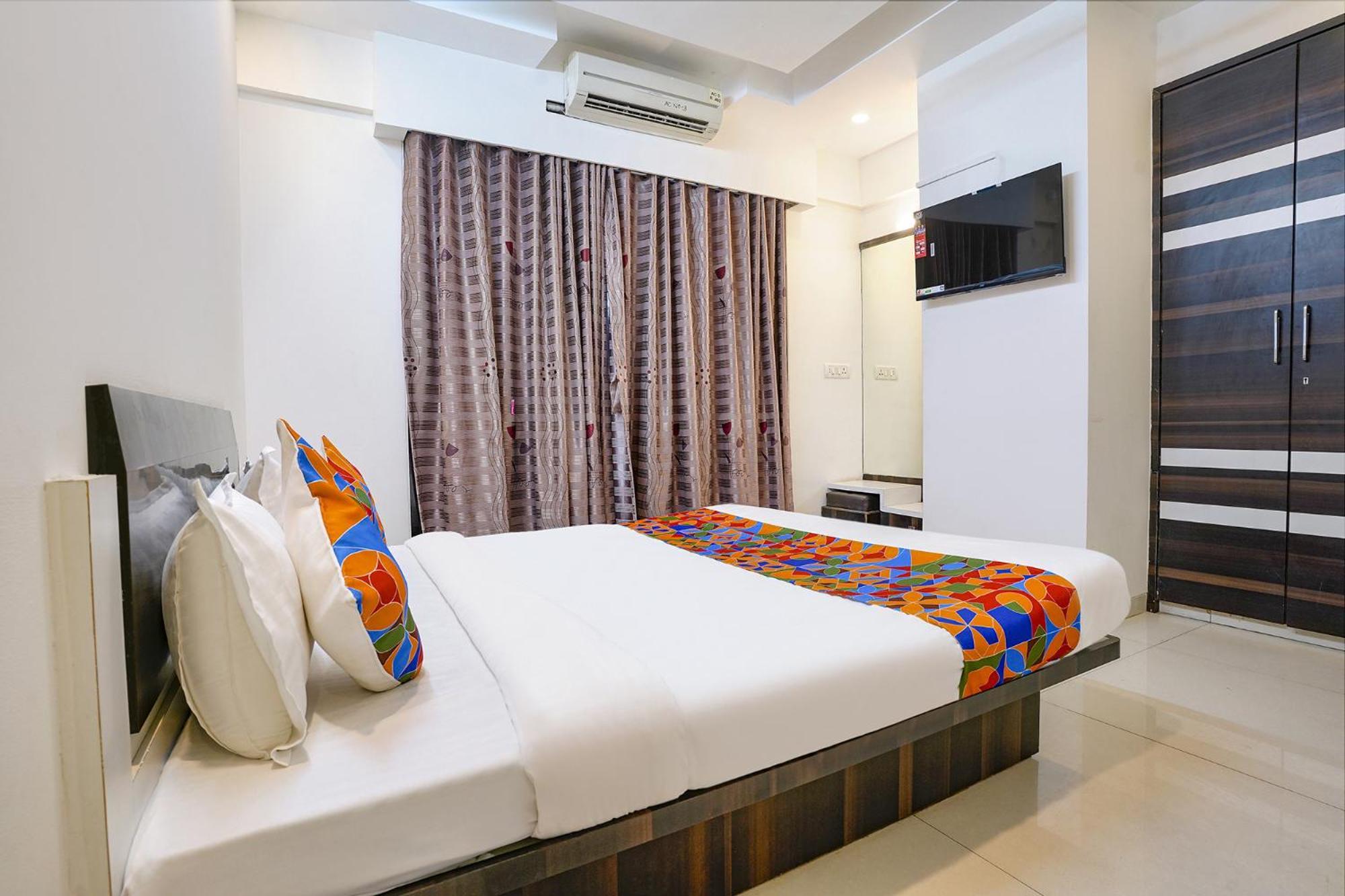 Hotel Fabhotel Shree Balaji Mumbai