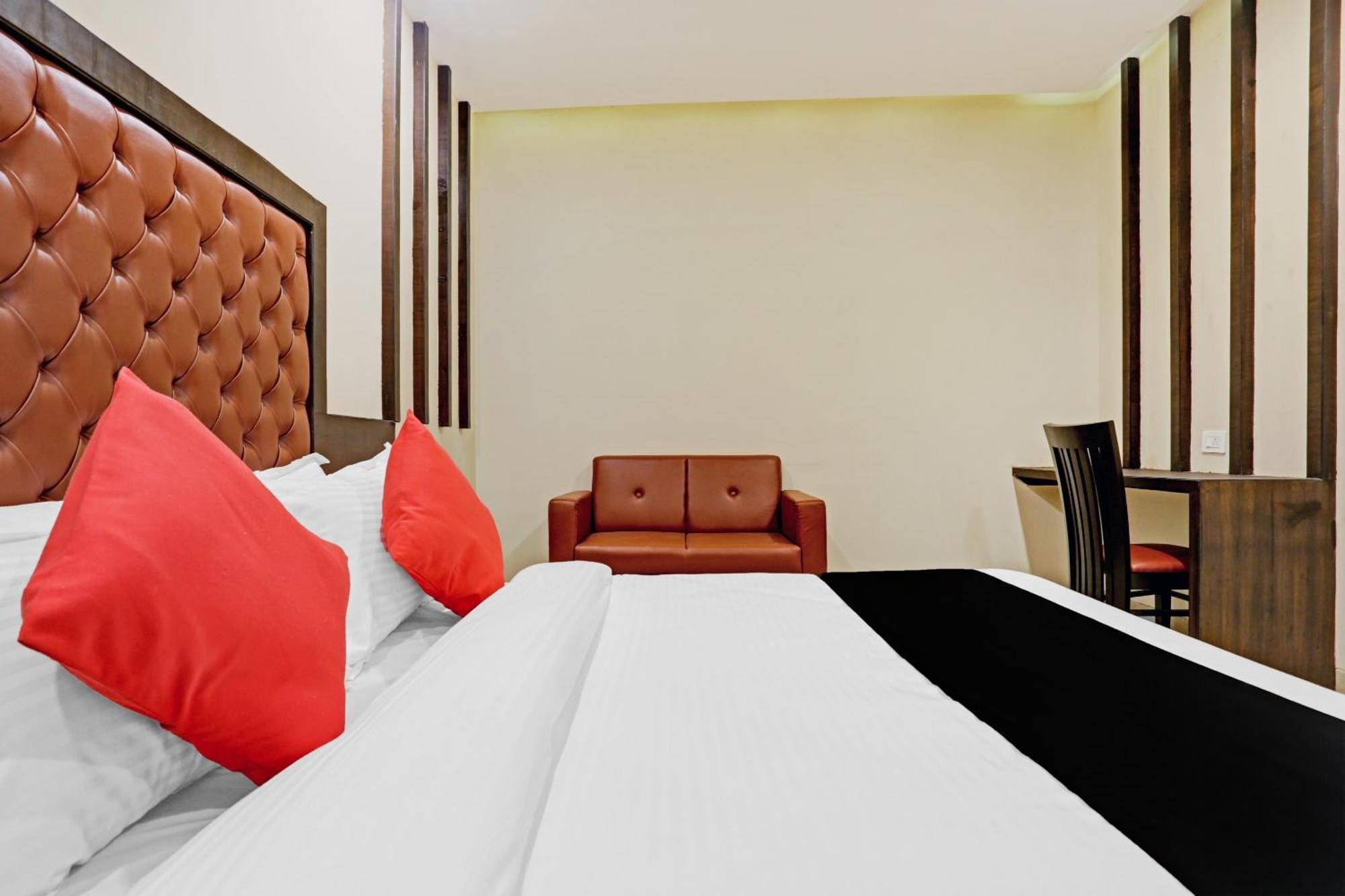 Capital O 80951 Vertigo Mumbai