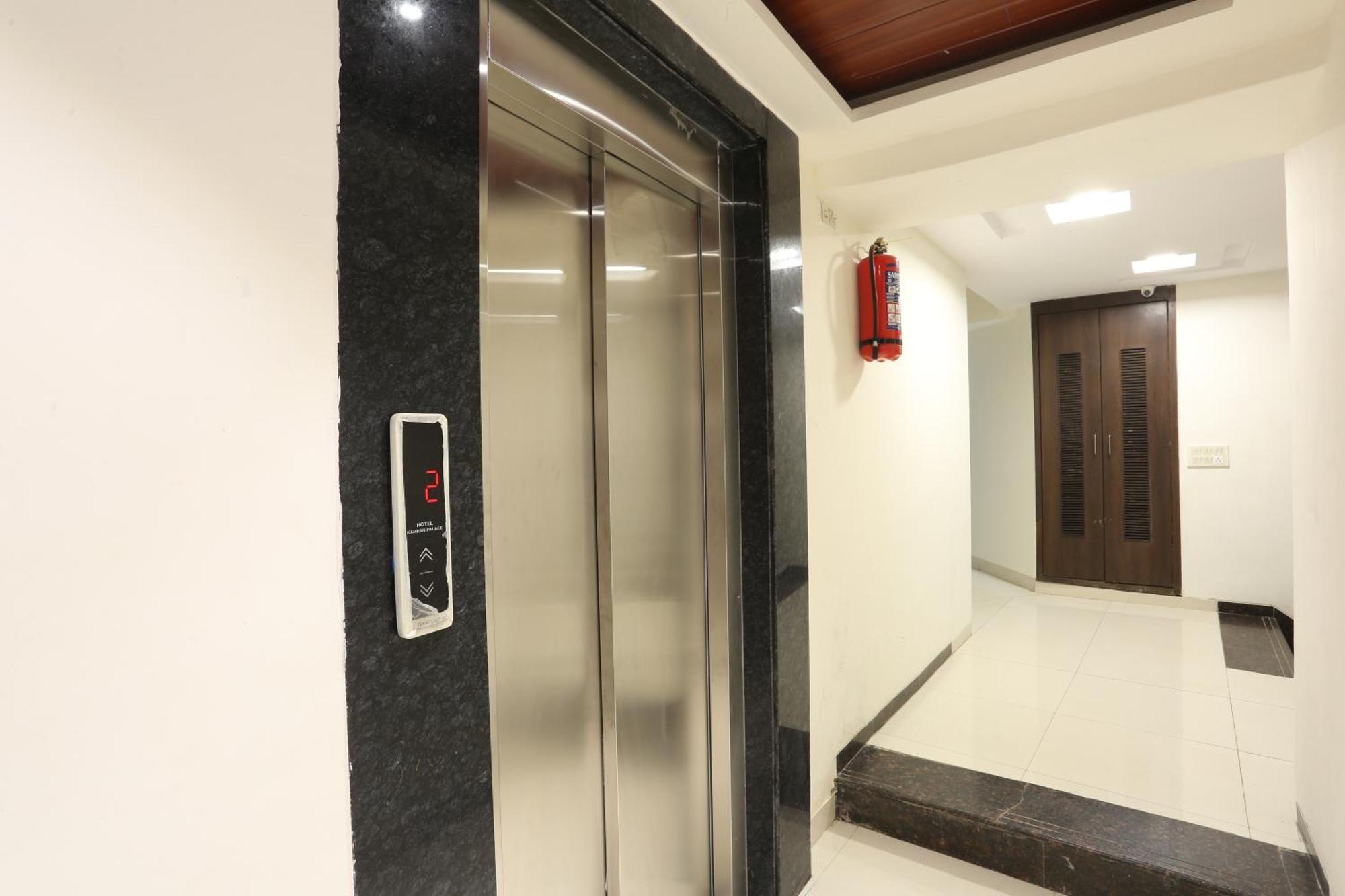 Kamran Residency-near Us Embassy Hotel