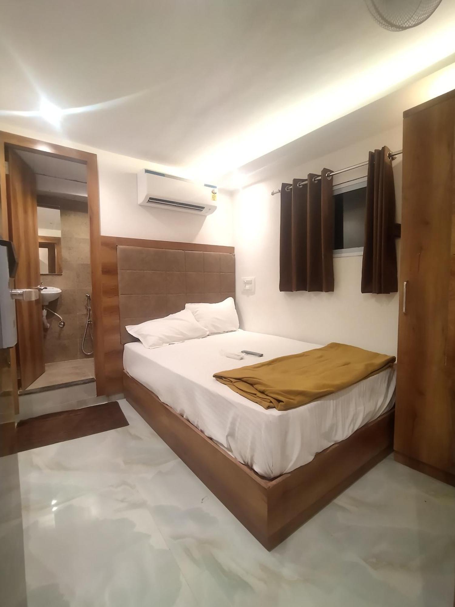 Kishan Lodging & Boarding 3*