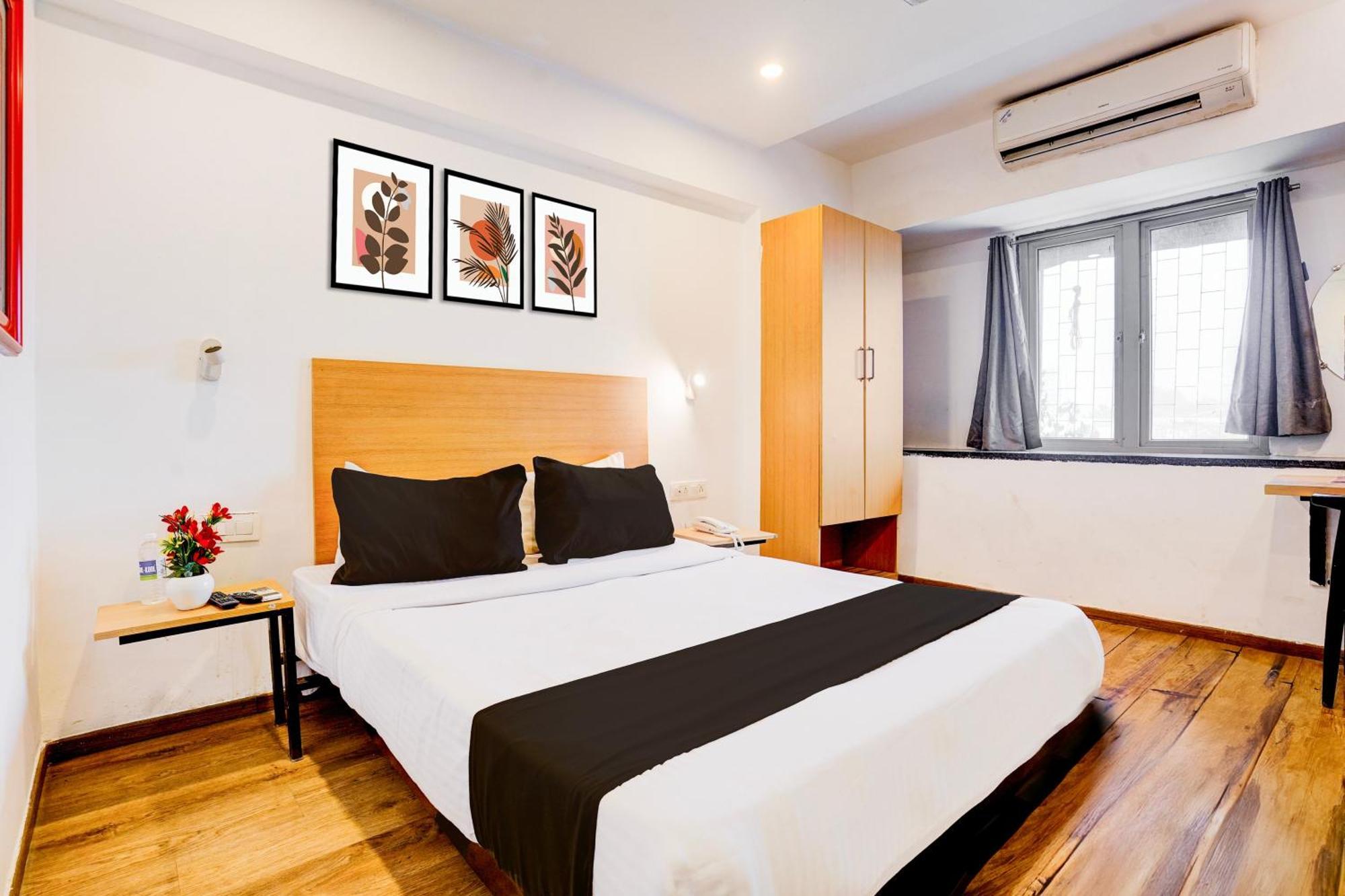 Hotel Super Townhouse Khar The Unicontinental 3*