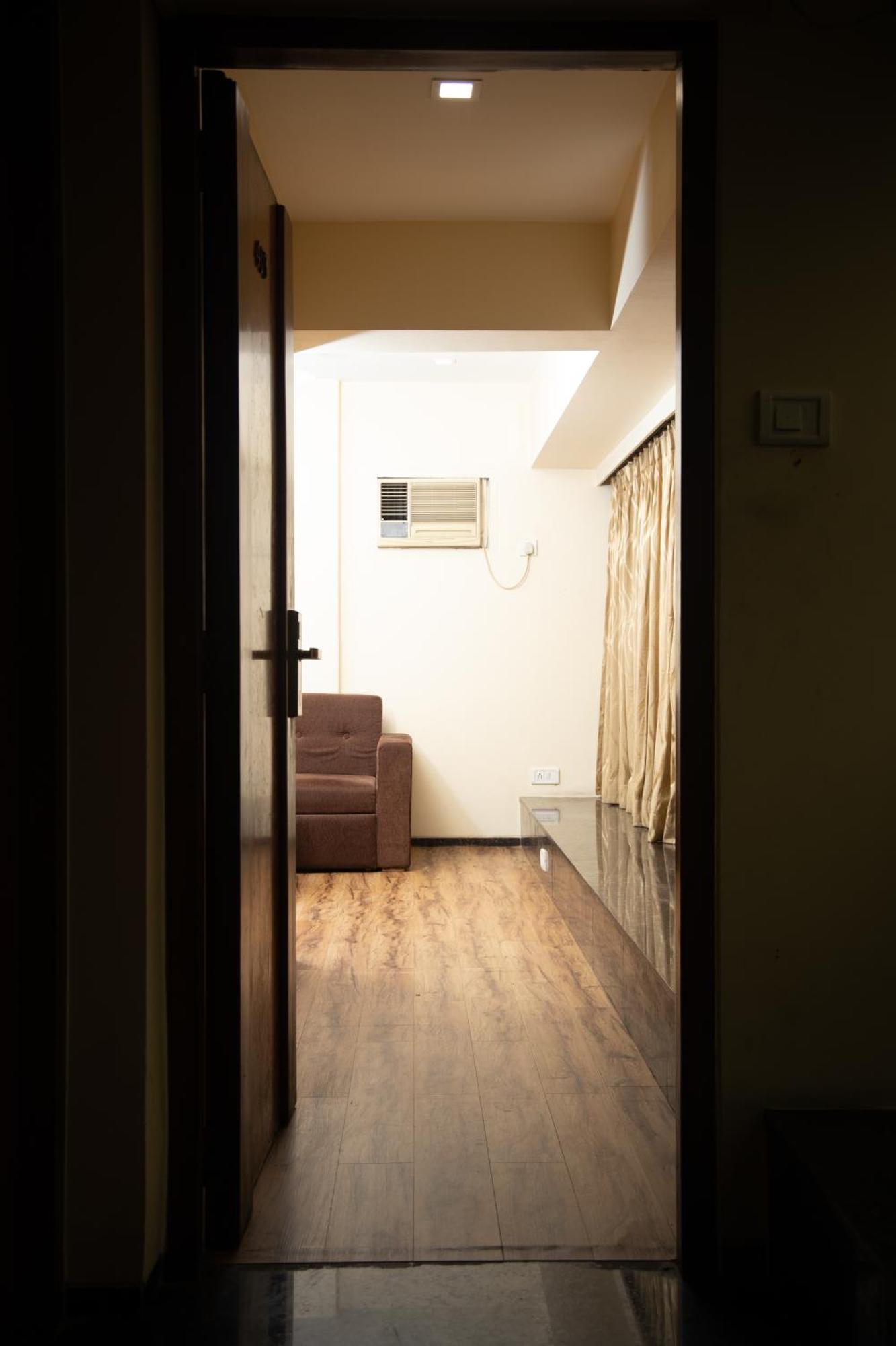 Jayshree By Anantaay Near Domestic Airport 3* Mumbai