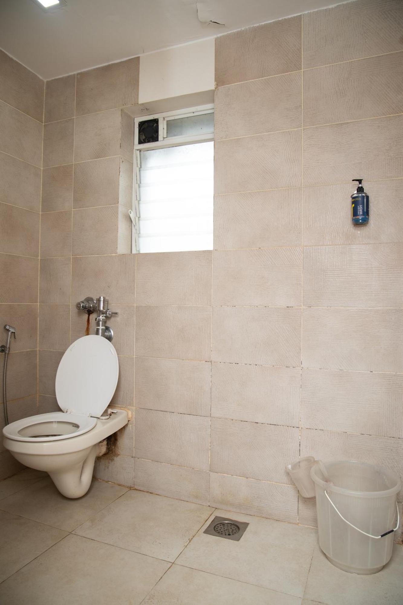 Hotel Jayshree By Anantaay Near Domestic Airport 3*