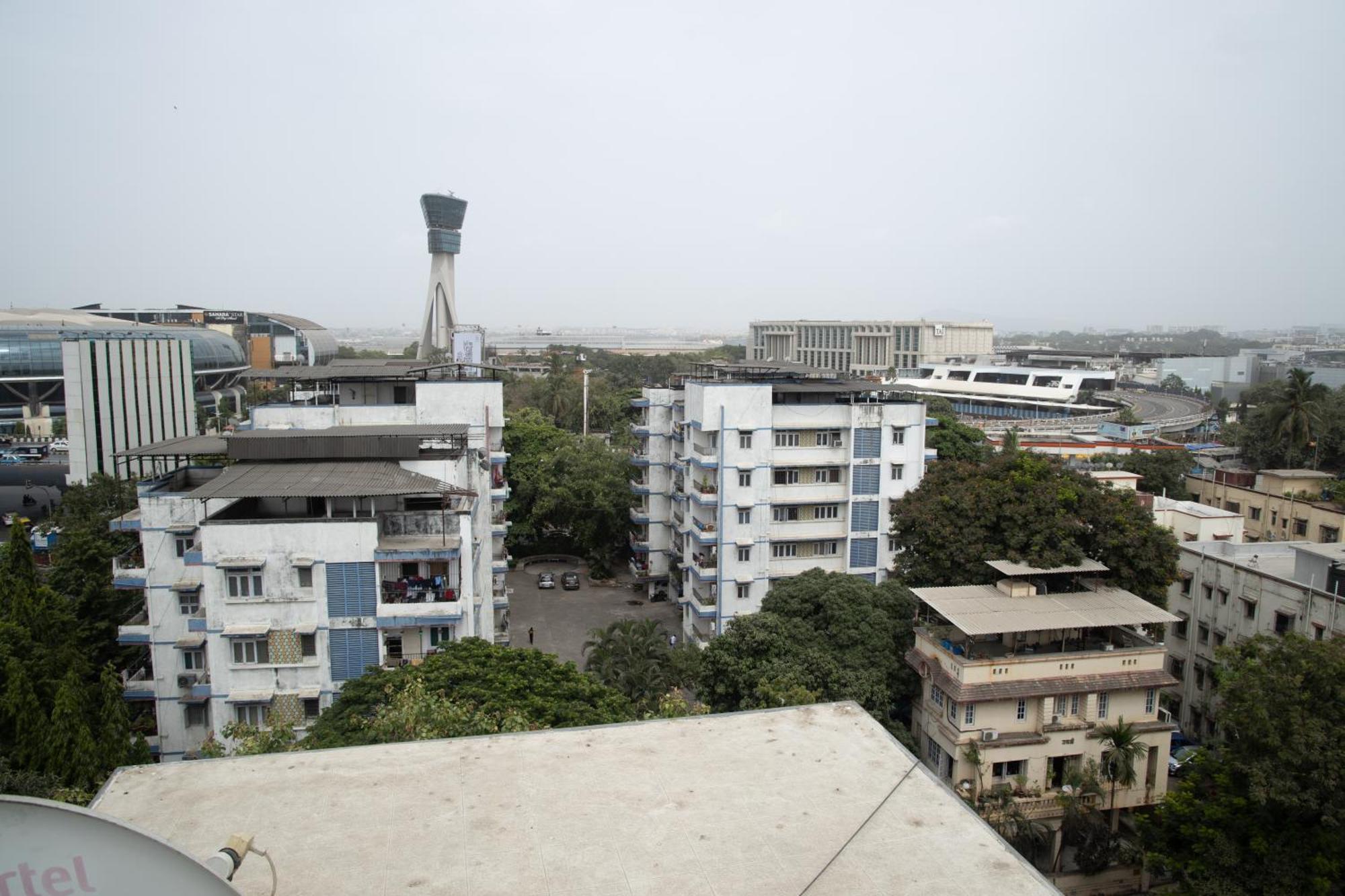 Jayshree By Anantaay Near Domestic Airport Hotel 3*