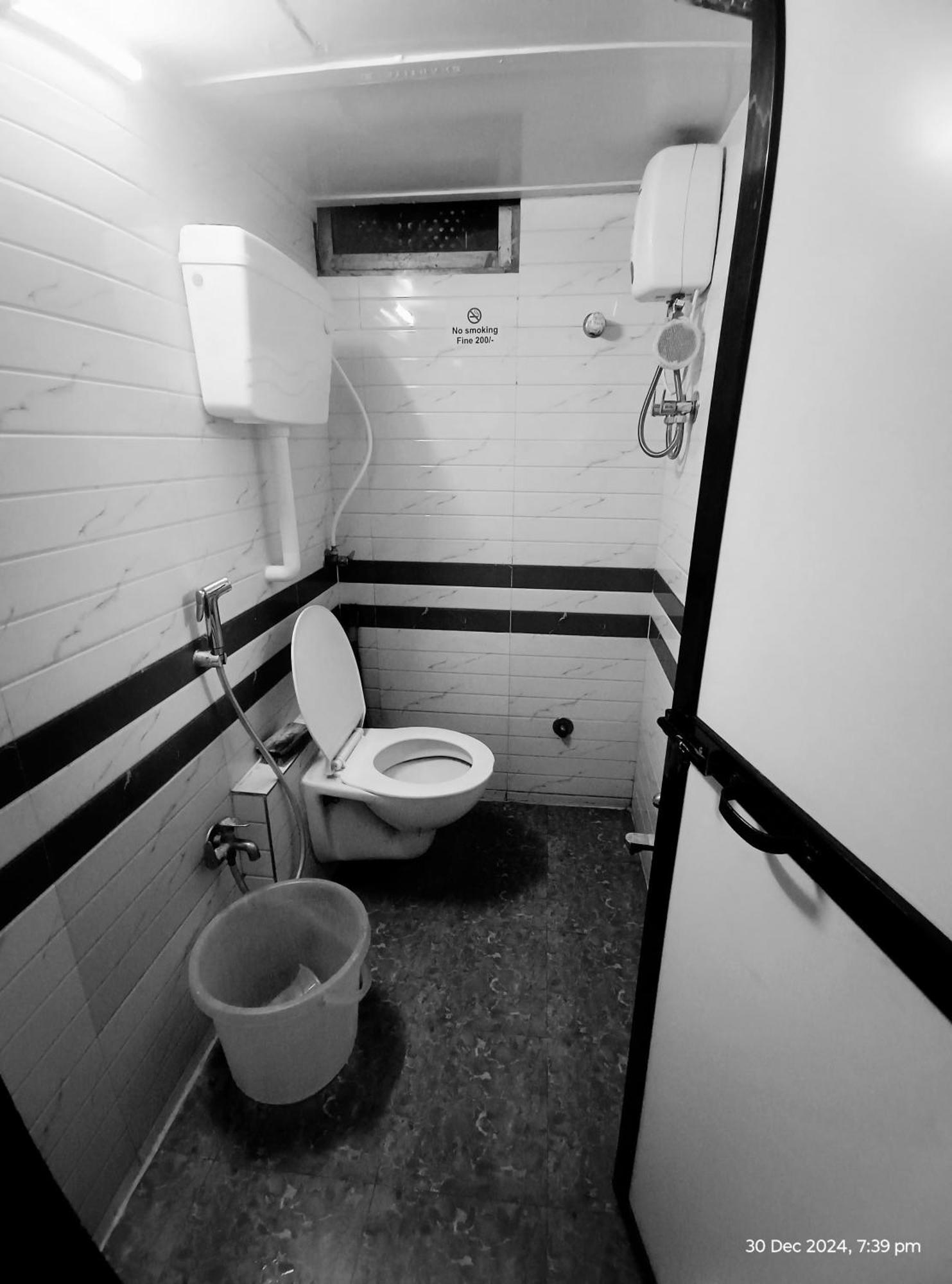 Hostel Retreats - Dorm In Andheri