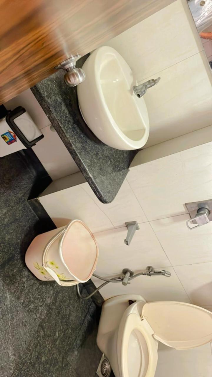 Glitz Regal International - Nr International Airport Hotel 3*
