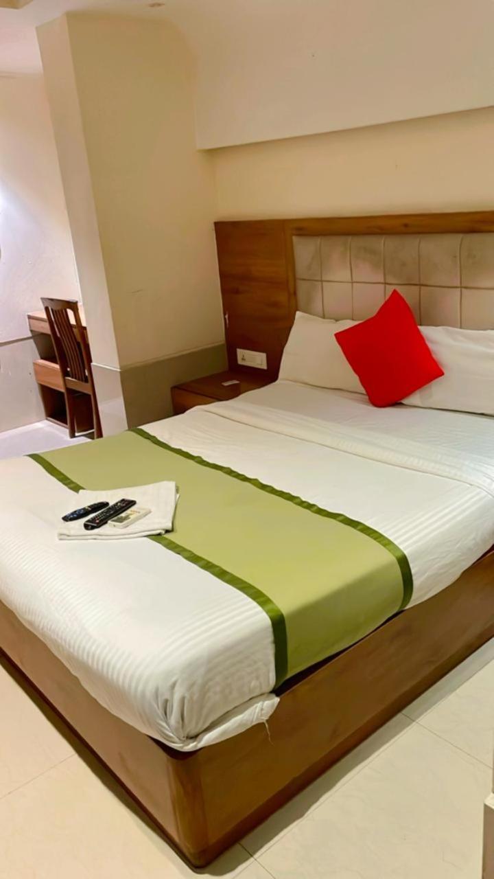 Glitz Regal International - Nr International Airport 3* Mumbai