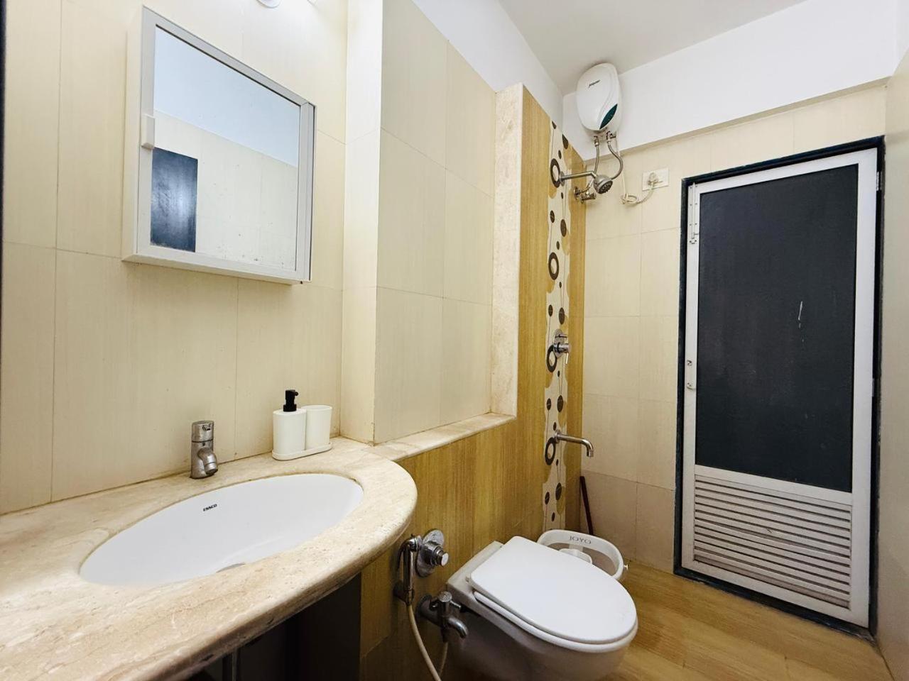Apartment 2bhk Service In Parel Mumbai