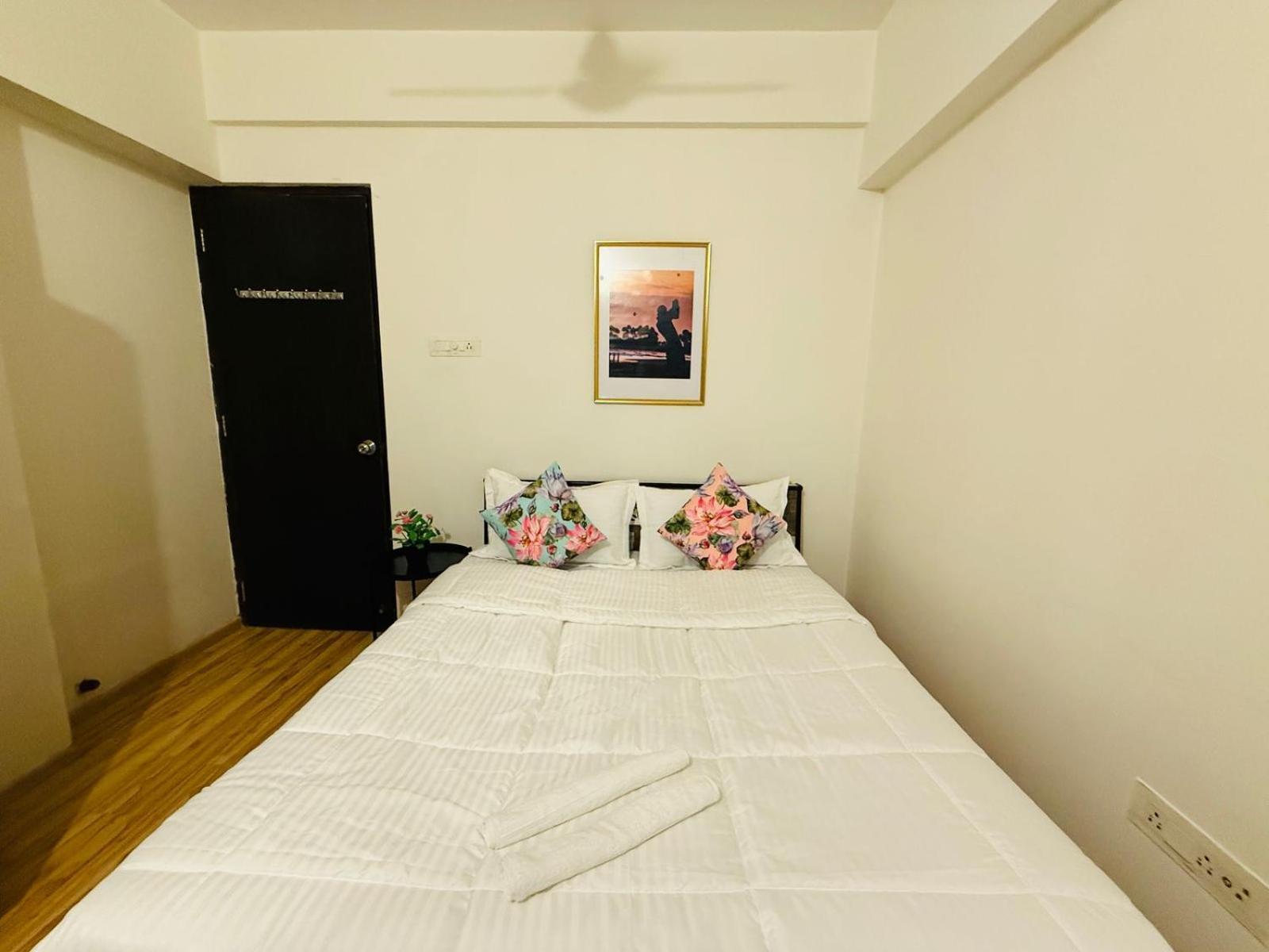 Apartment 2bhk Service In Parel