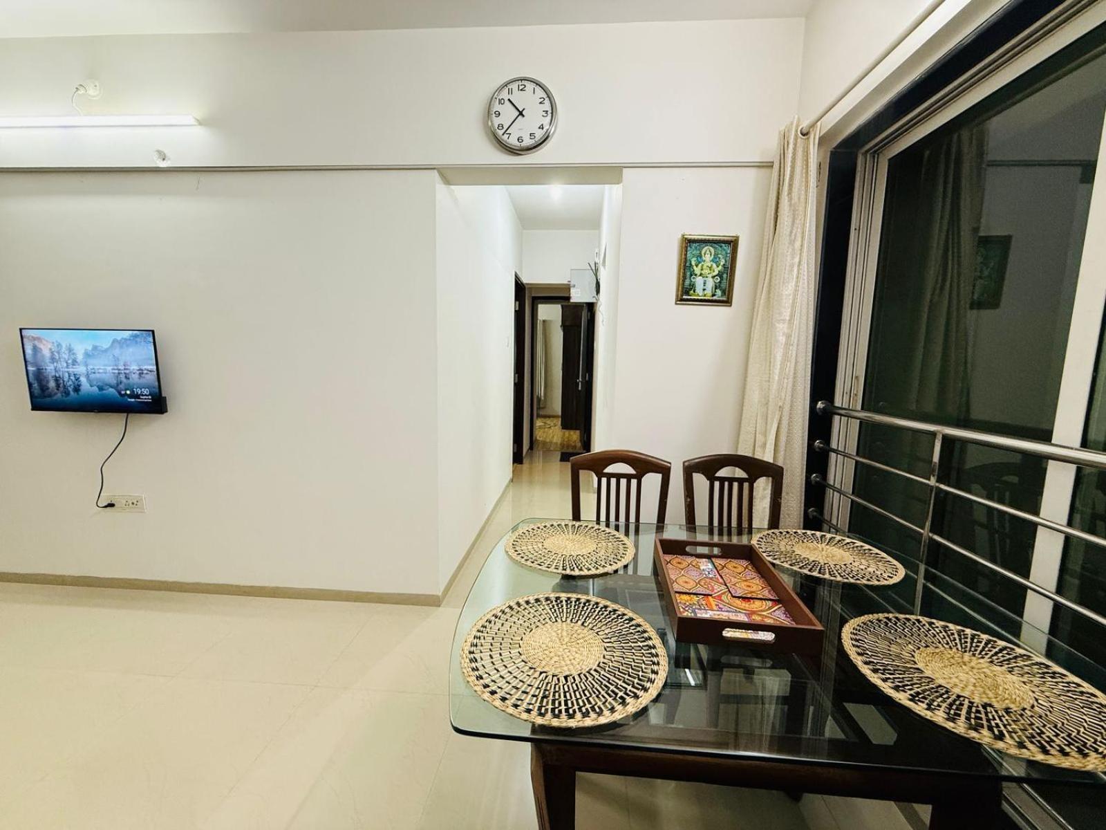 2bhk Service In Parel * Mumbai