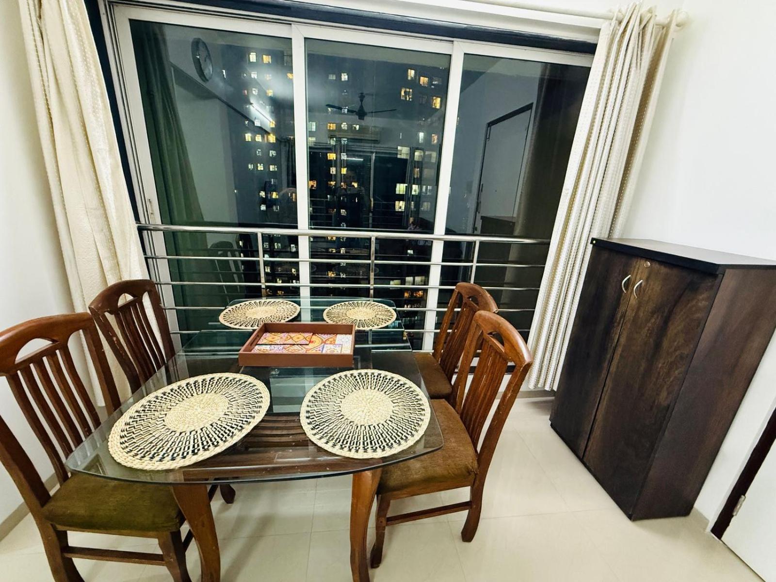 2bhk Service In Parel *