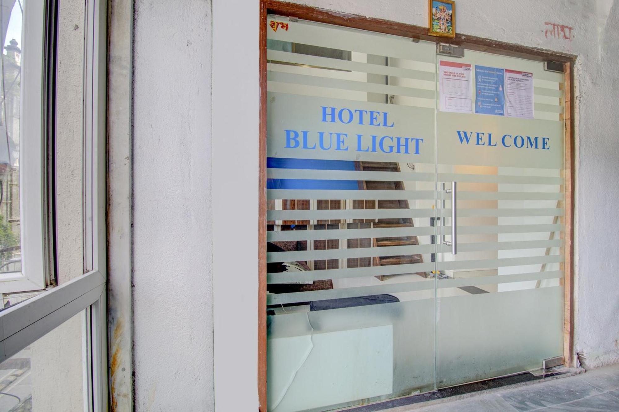 O Blue Light Near Gateway Of India
