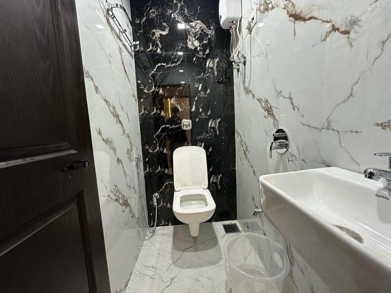 Hotel O The Om Sai Residency Mumbai
