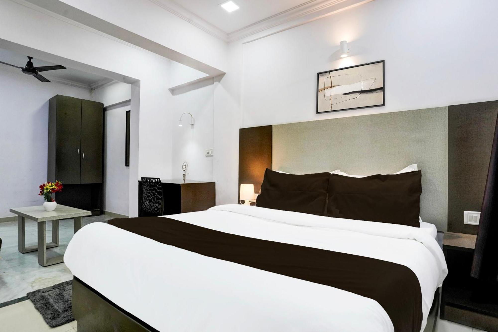 Hotel Super O Four Formerly Ardaas Residency