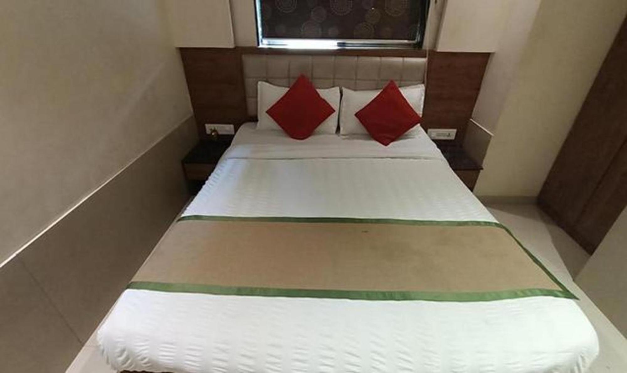 Fabhotel Regal Inn Hotel 3*