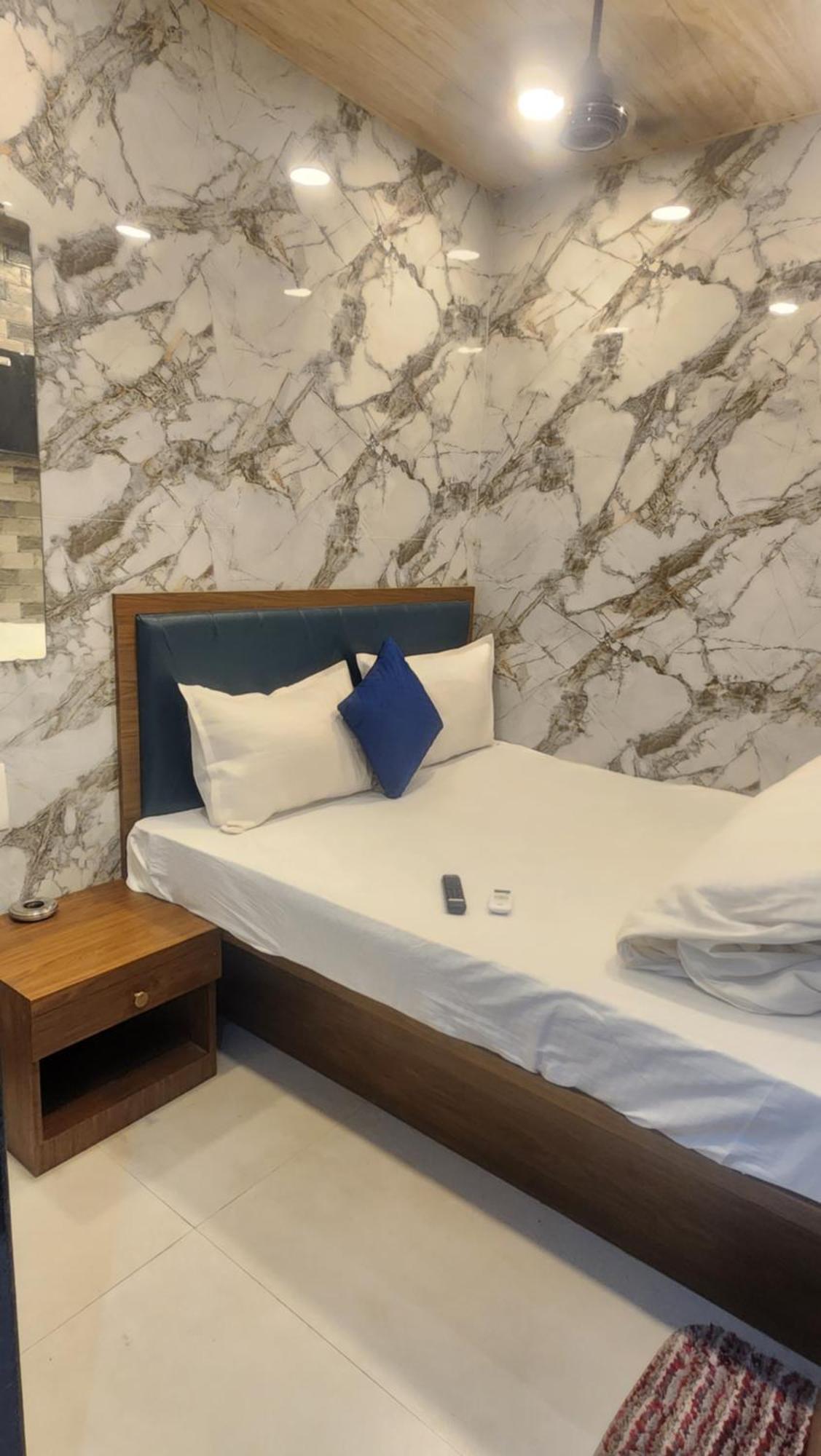 Hotel Dharavi Residency *