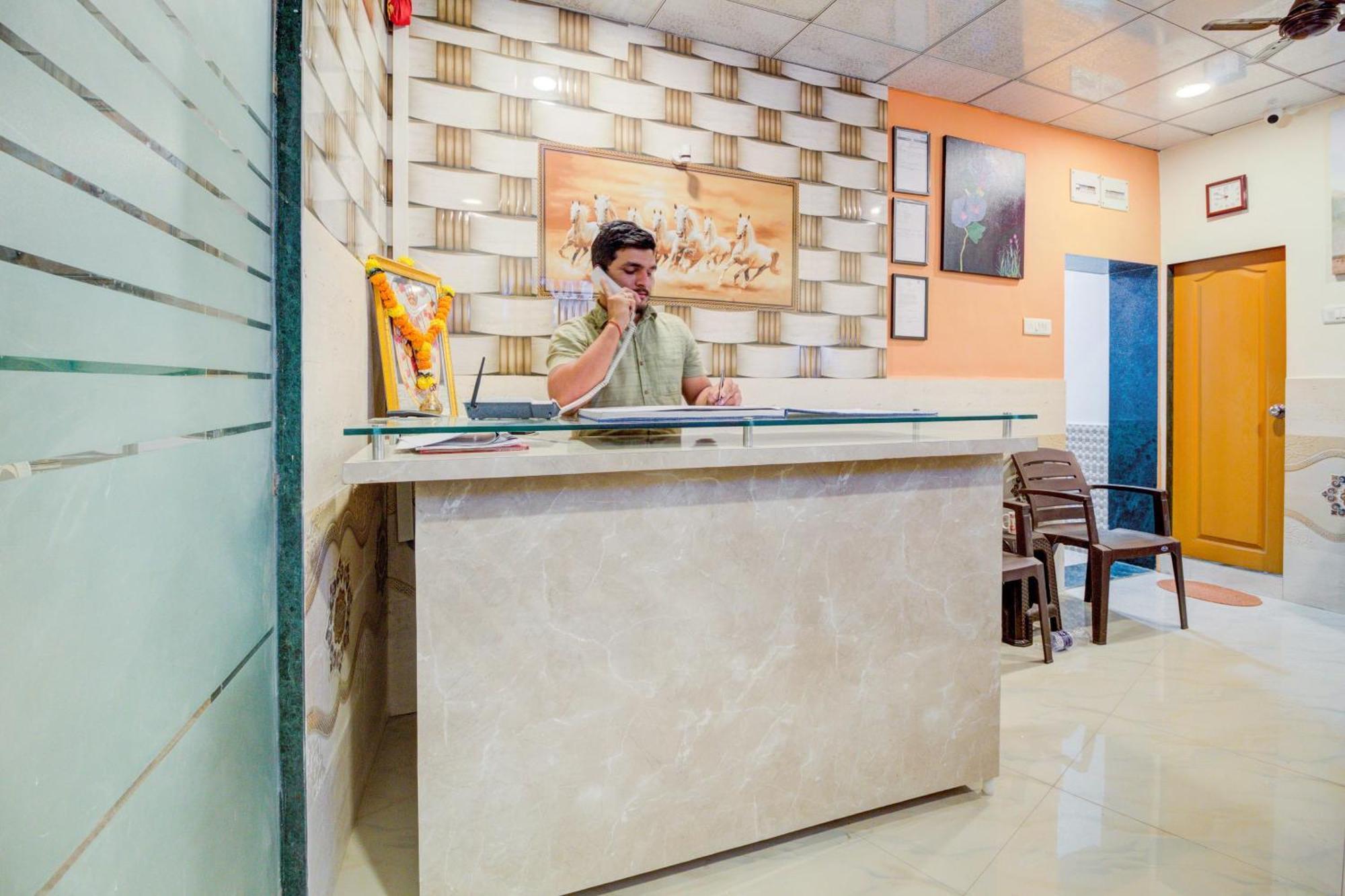 O Anjali Hotel