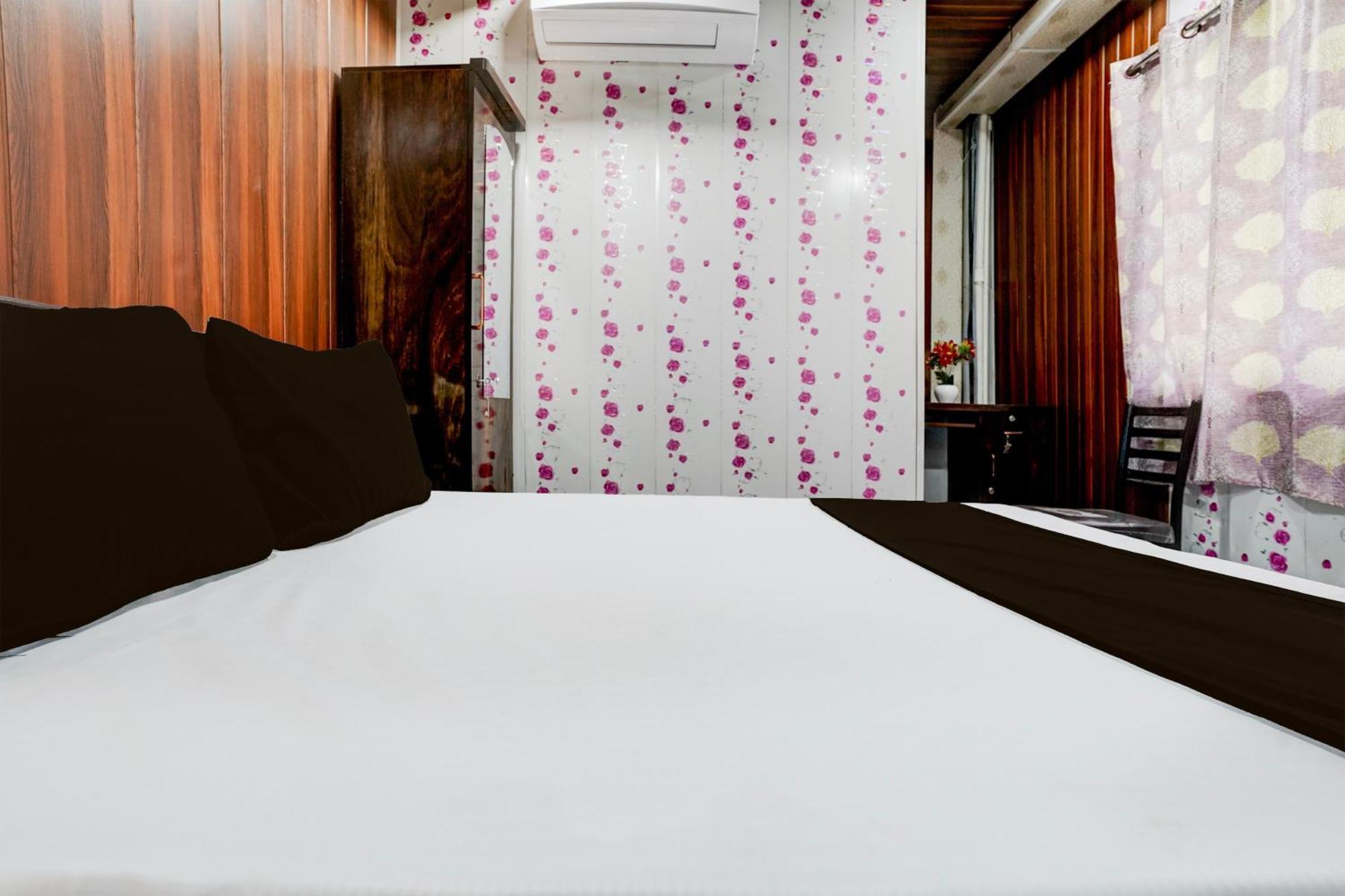 Hotel O Amma Bhau Residency