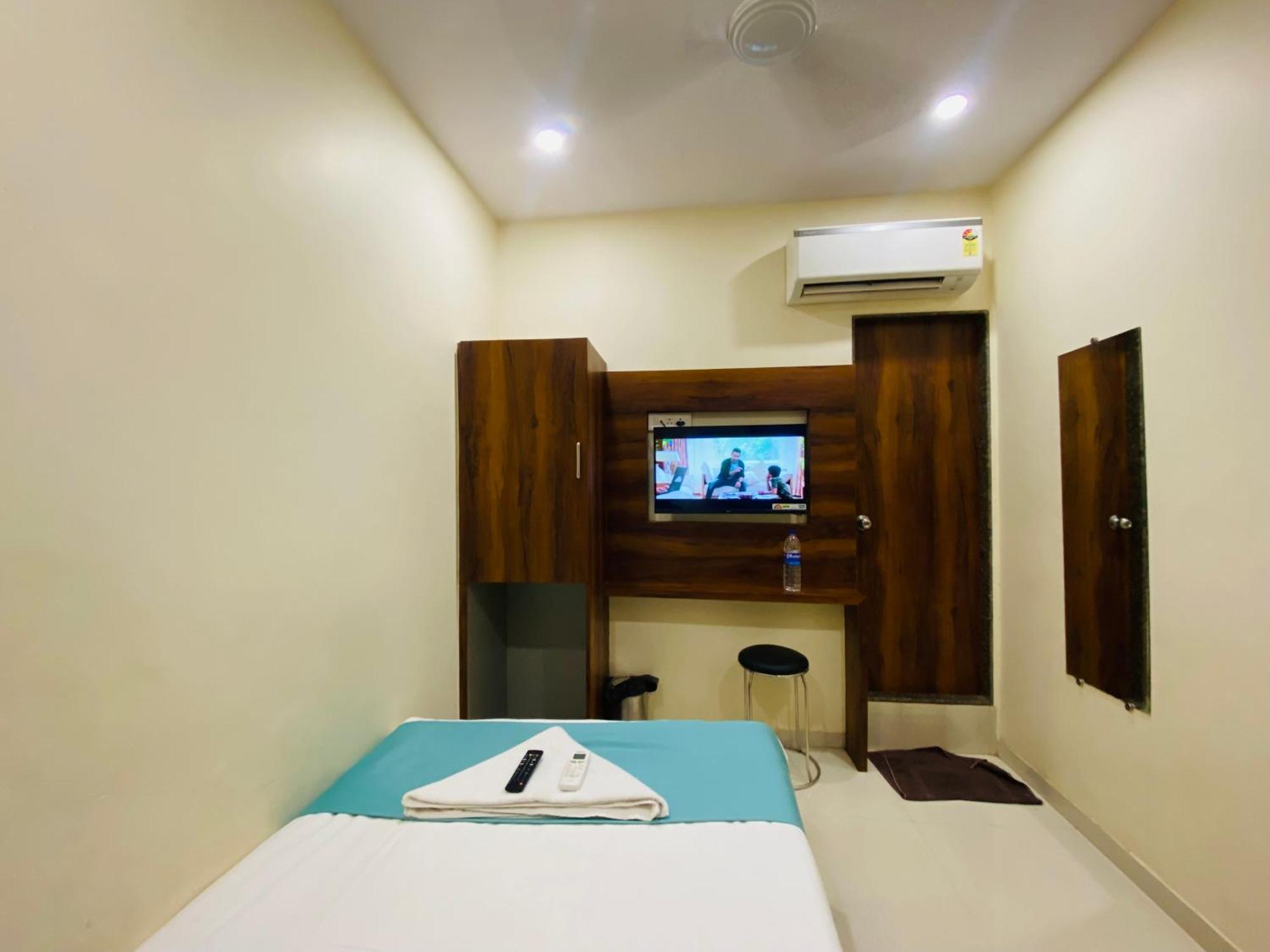 Hotel Hotel Adrino Residency Mumbai