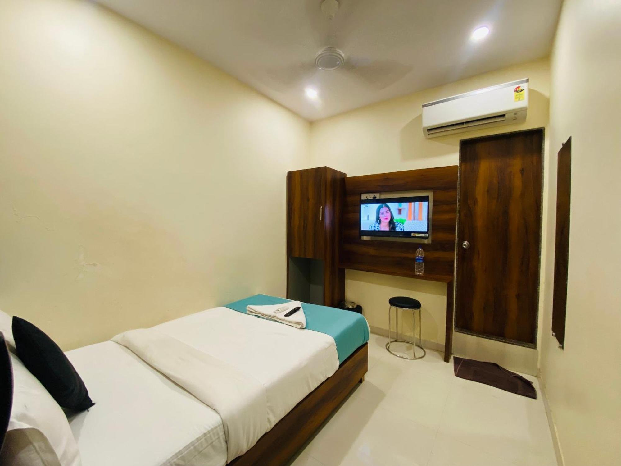 Hotel Adrino Residency Hotel *