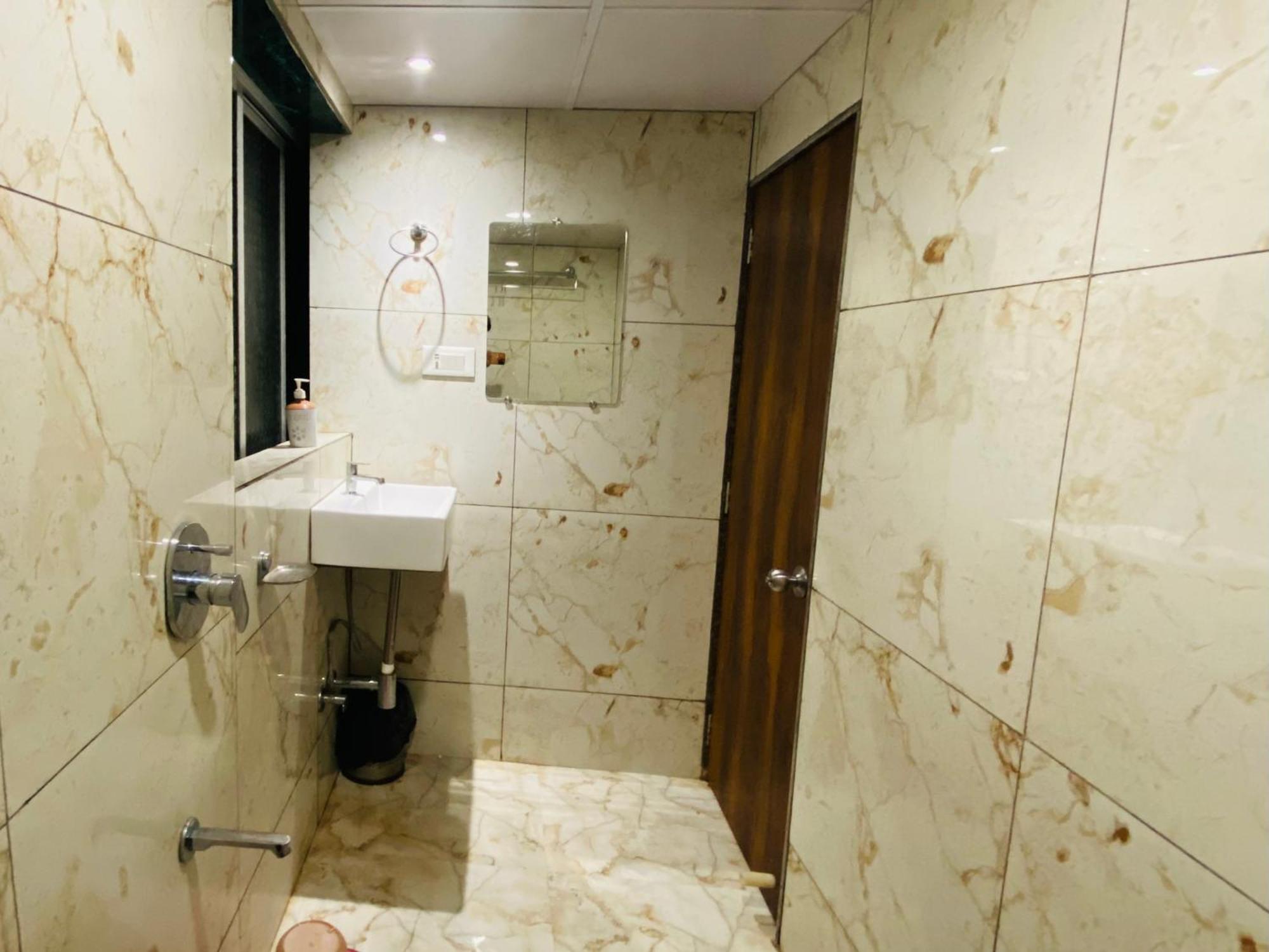 Hotel Hotel Adrino Residency *