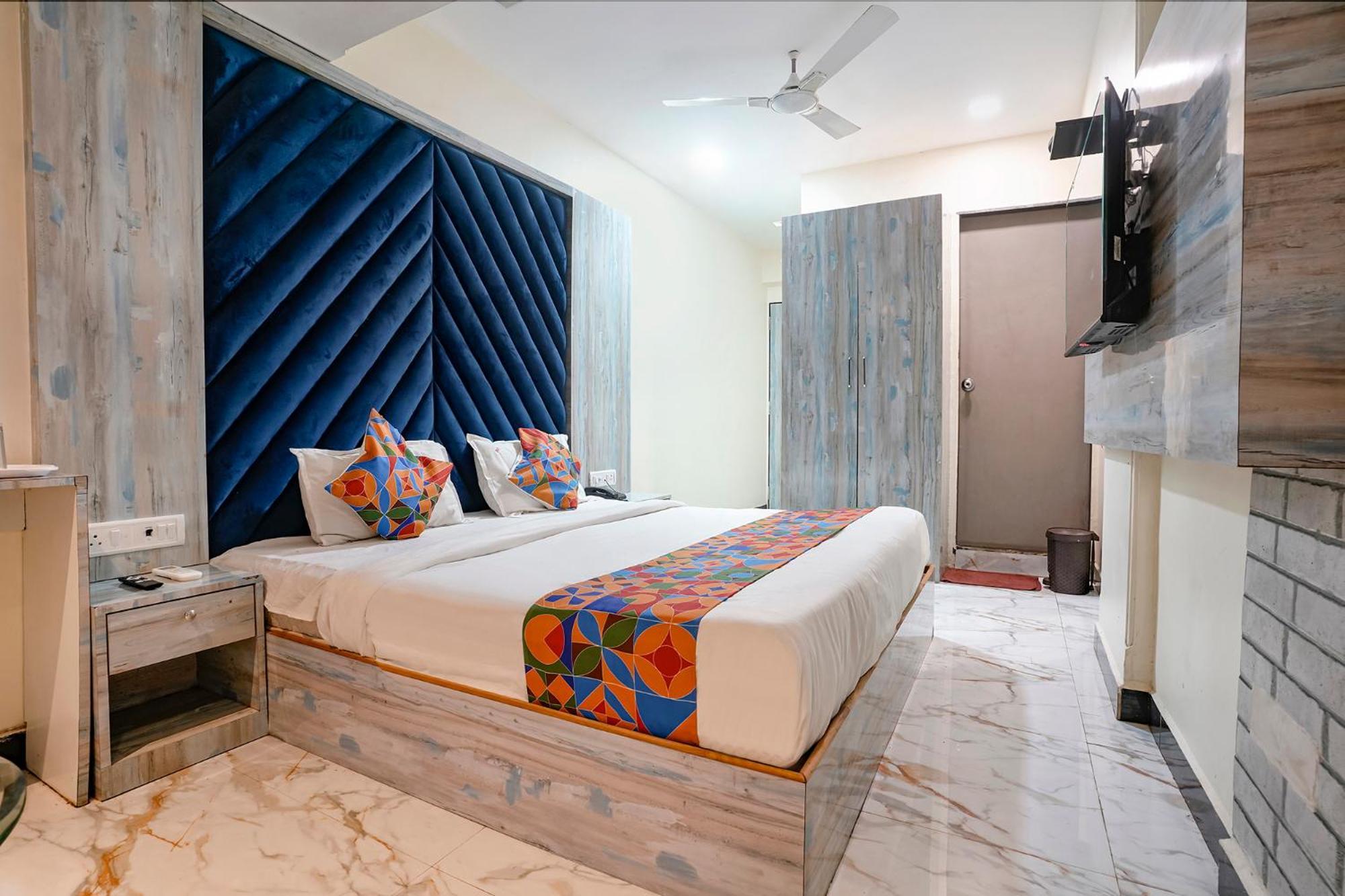 Hotel Fabhotel Occazia Paradise - Nr Janki Devi High School 3*