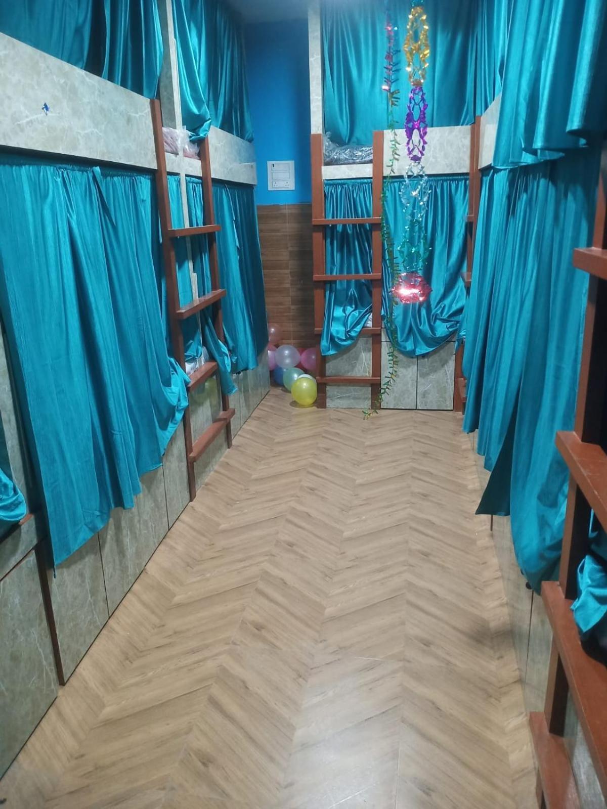 Signature Hostel Mumbai