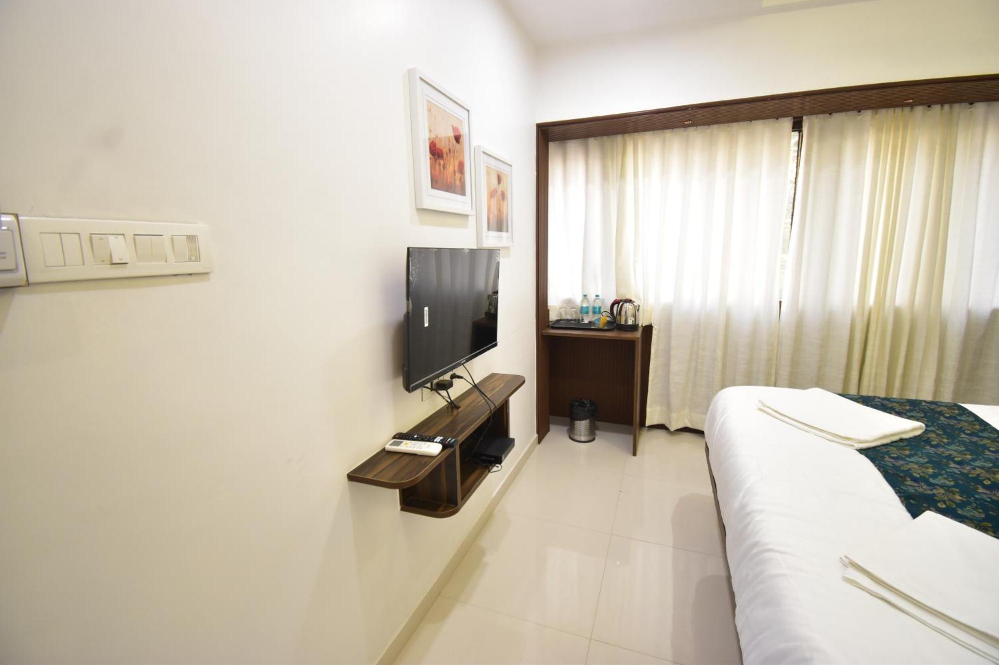 Hotel Urban Nest Mumbai