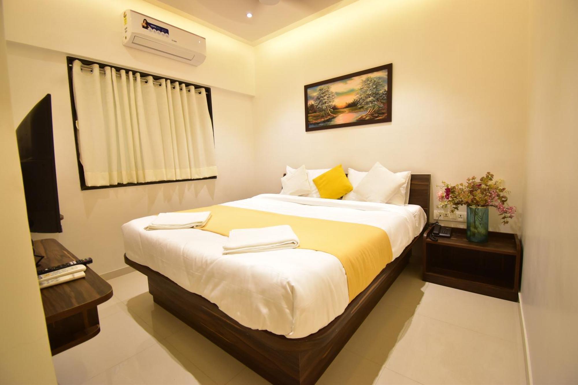 Urban Nest Hotel 3*