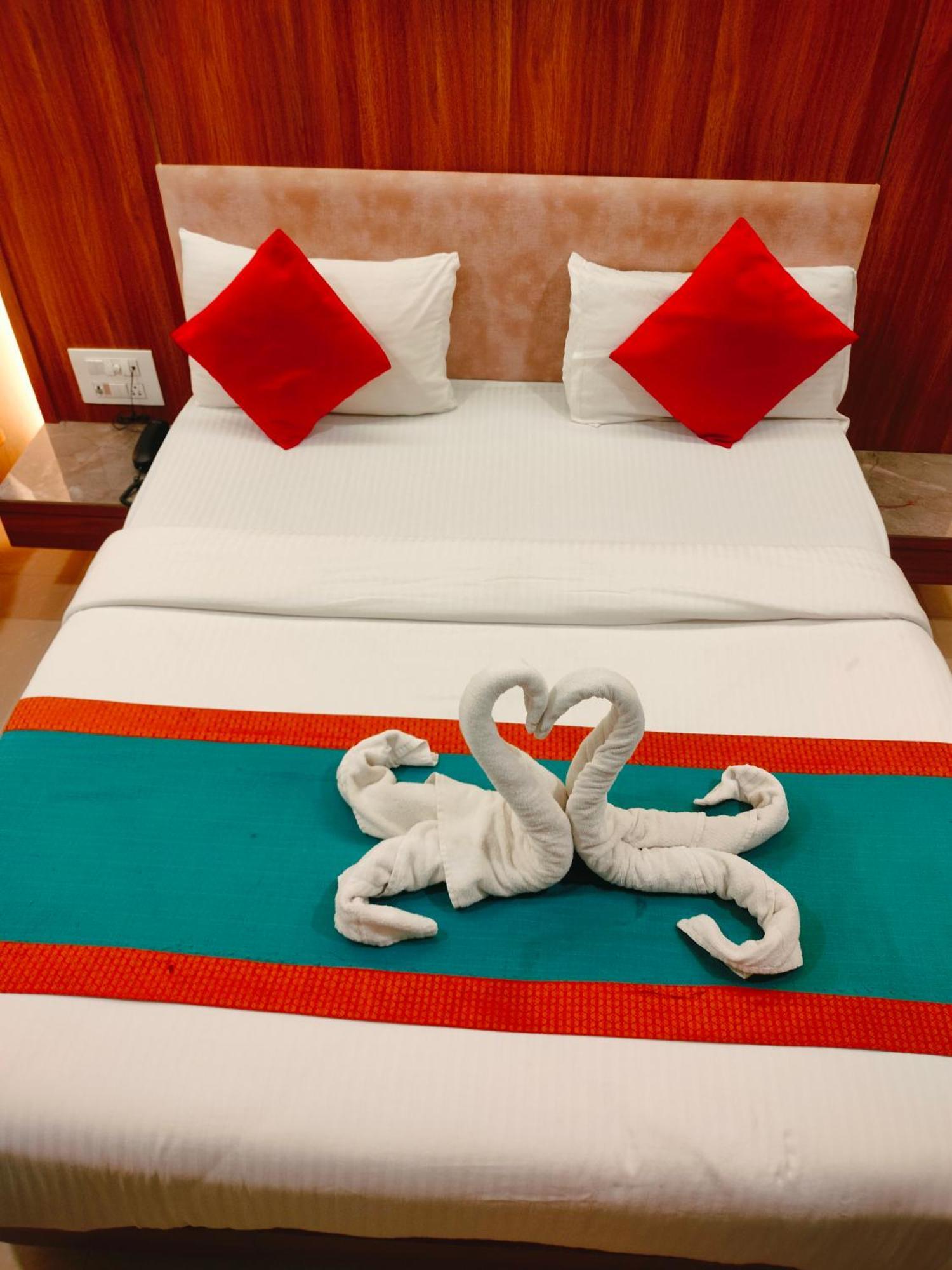 Hotel Sahar International 3*