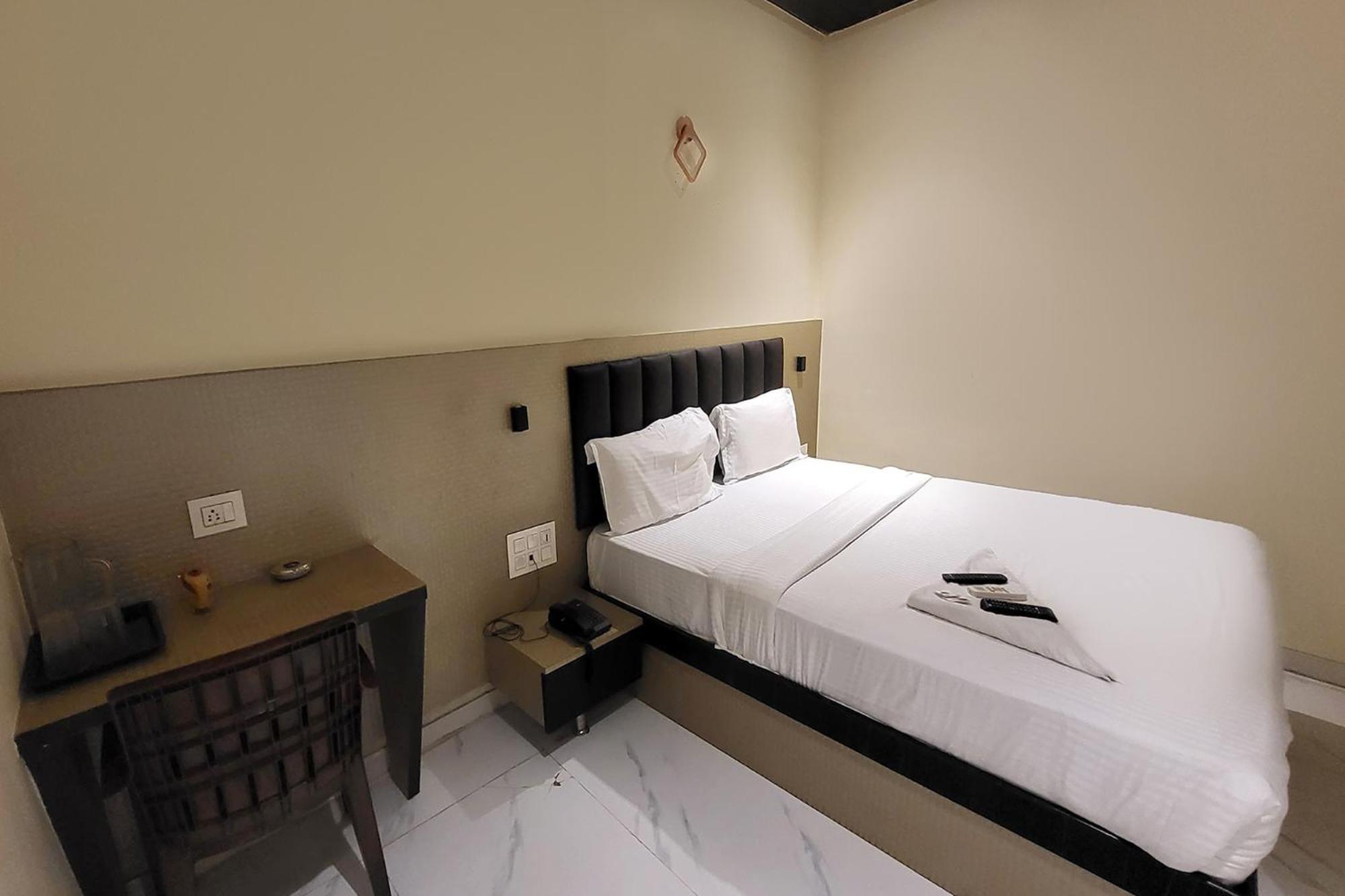 Fabhotel Prime Land - Nr Bkc 3*
