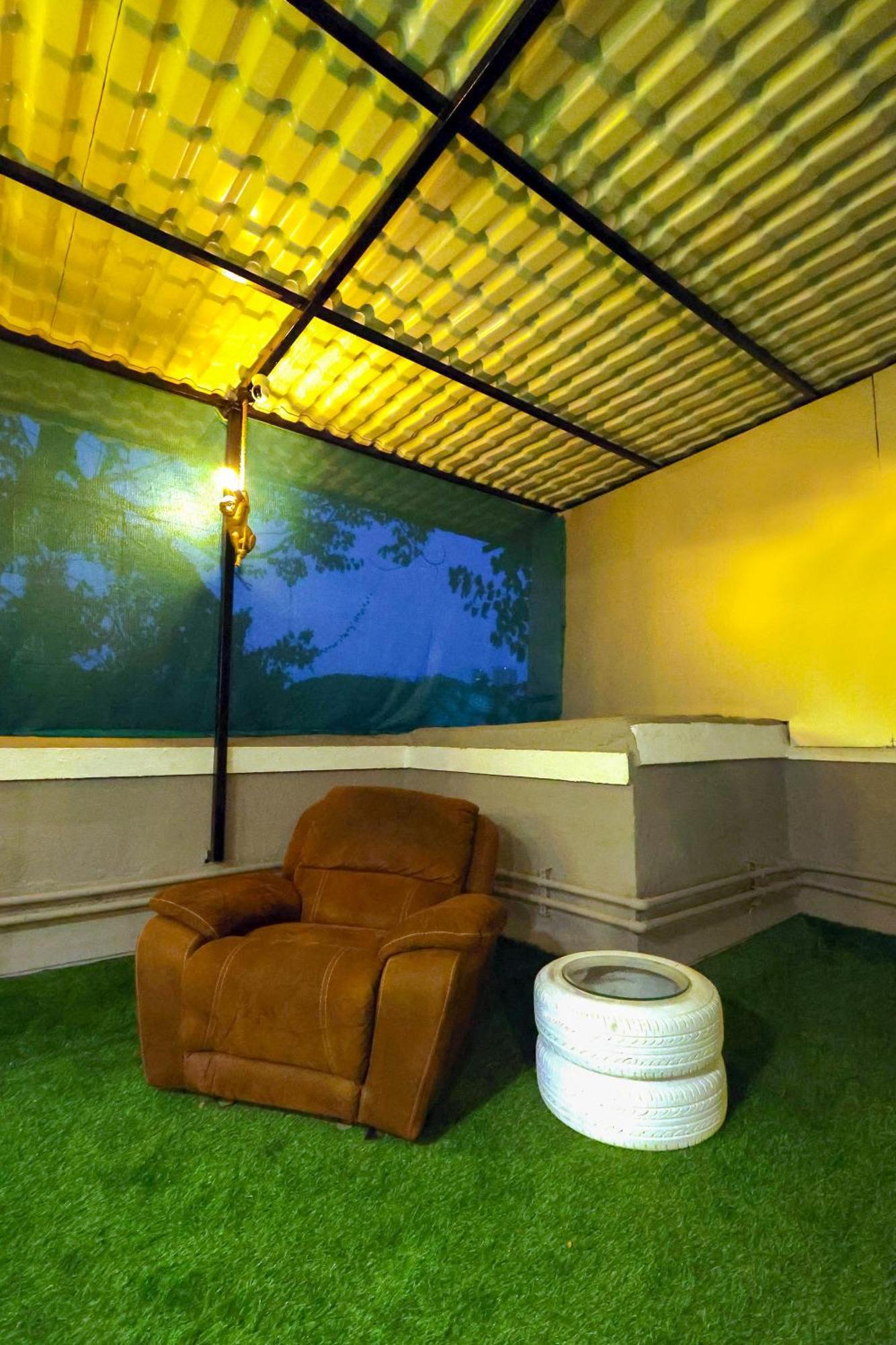 Presidential - Kandivali East Homestay