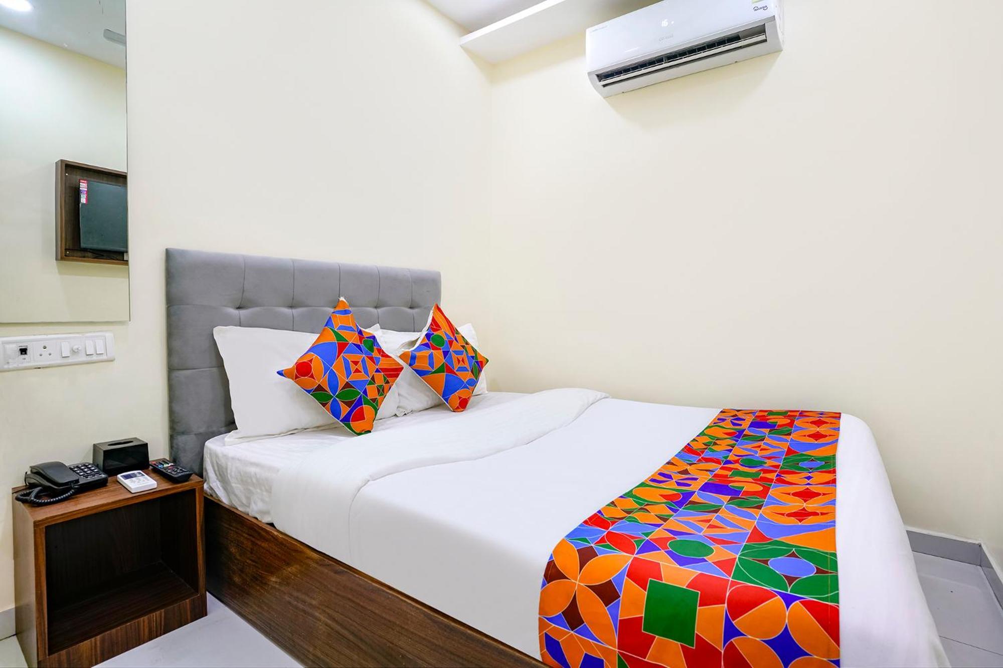 Fabhotel Lexus5 - Nr Janki Devi High School