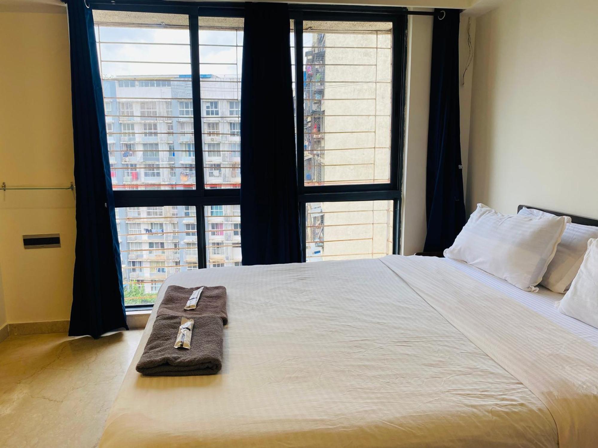 Ov Premium Bkc - Kurla * Mumbai