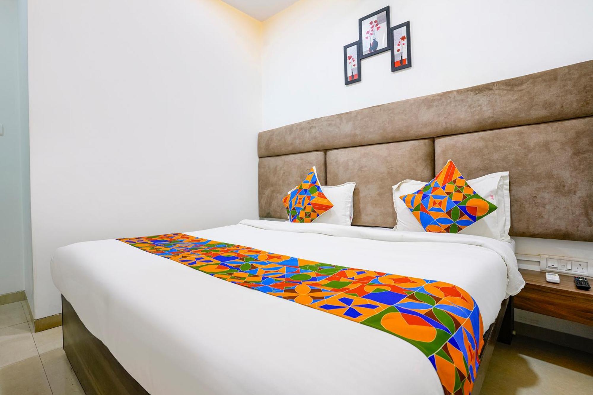 Fabhotel Amfahh Inn - Nr-Kokilaben Hospital Hotel