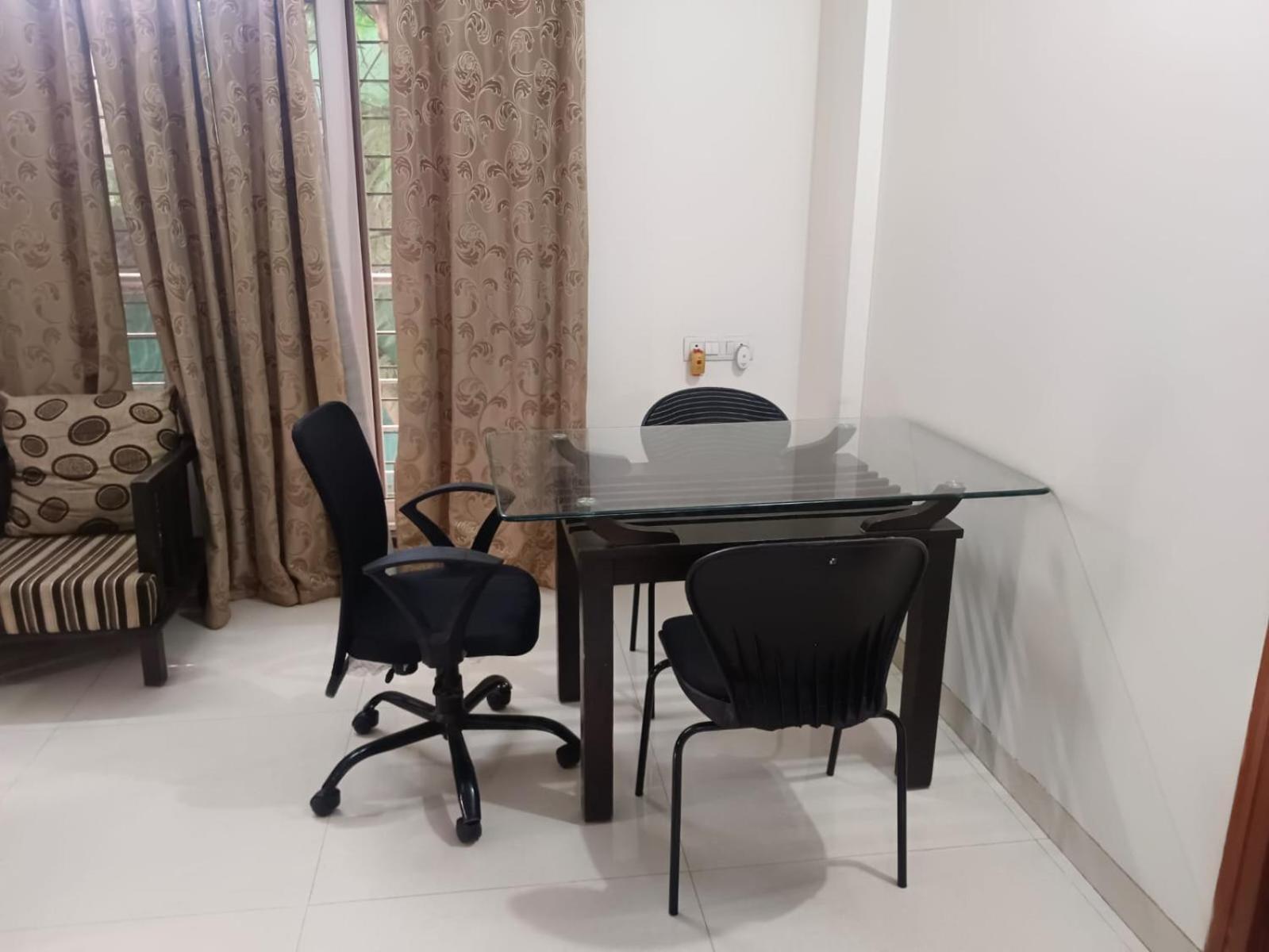 Treat Homes Service In Bkc Siddhant 401 Homestay *