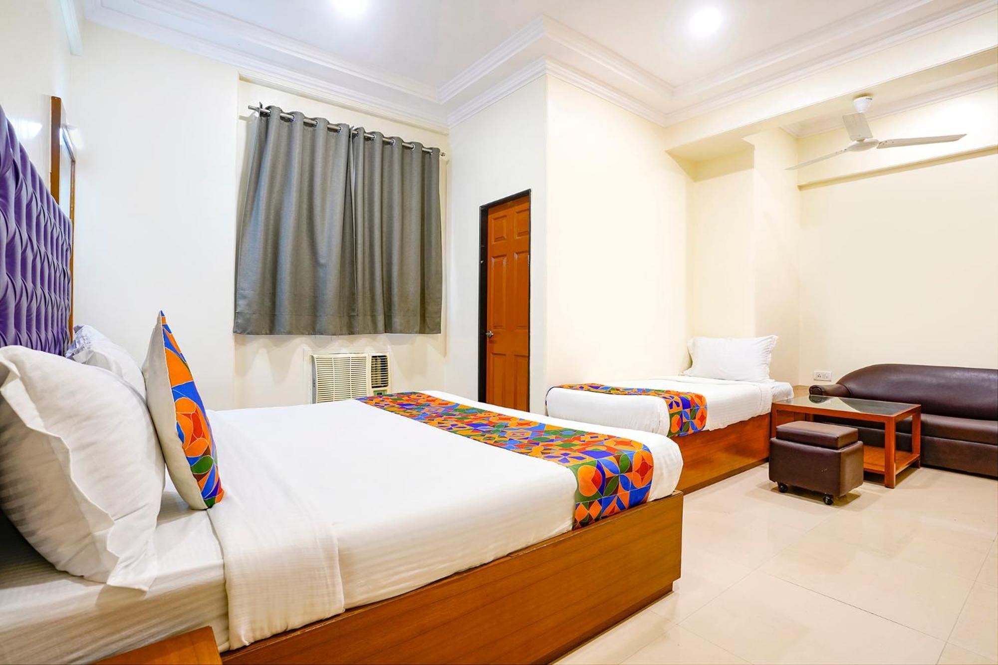 Fabhotel Cruz Royale Mumbai