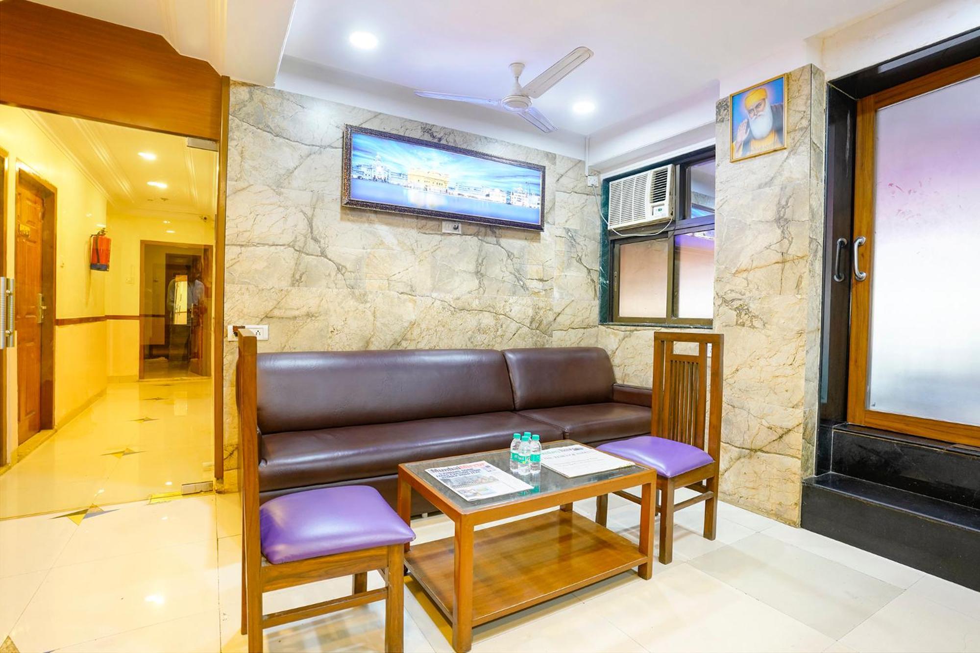 Fabhotel Cruz Royale 3* Mumbai