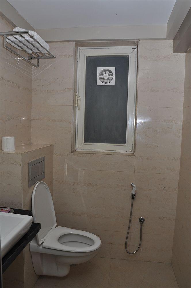 Hotel Fabhotel Imperial Residency Mumbai