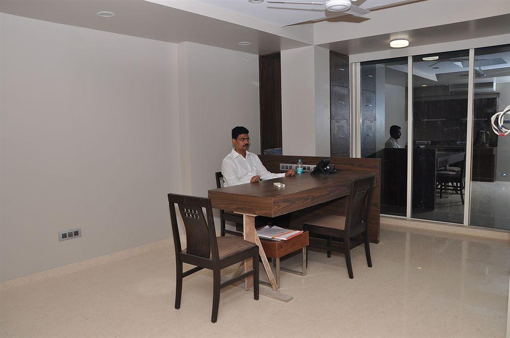 Hotel Fabhotel Imperial Residency Mumbai