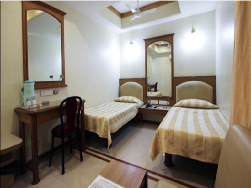 Hotel Parklane 3*