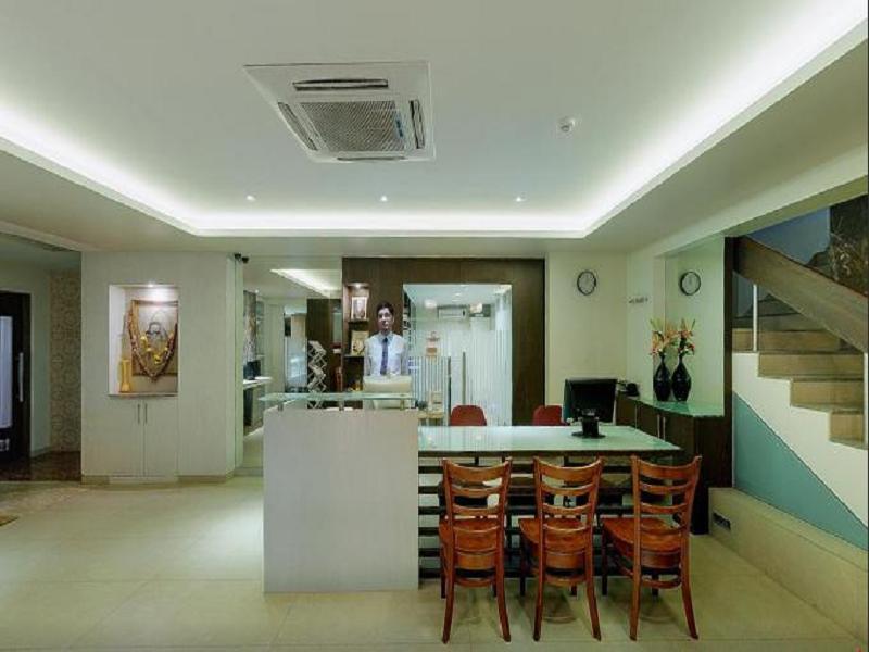 Singhs International Hotel