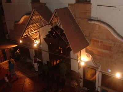Rajhans Hotel