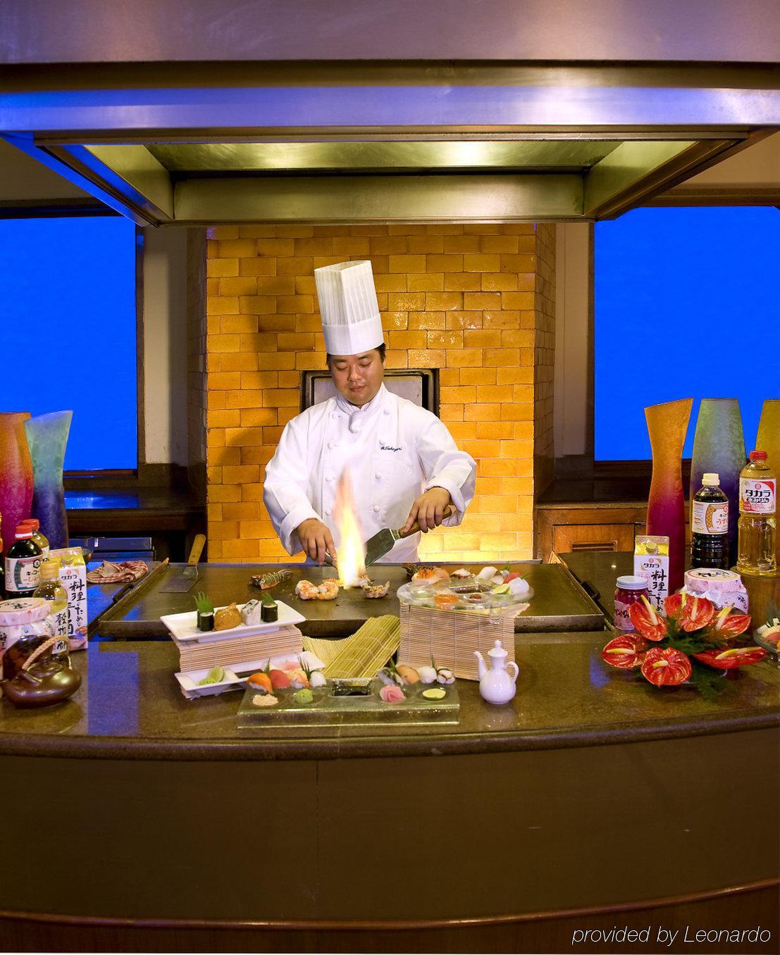 Hotel The & Powai 4*