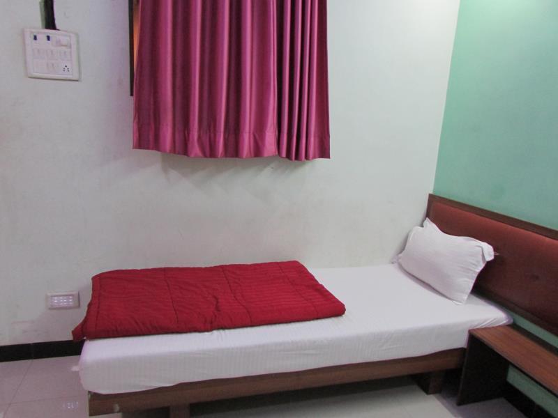 Royal Residency Hotel 2*