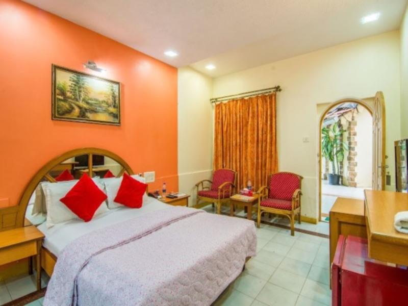 Zo Juhu Tara Road Hotel 4*