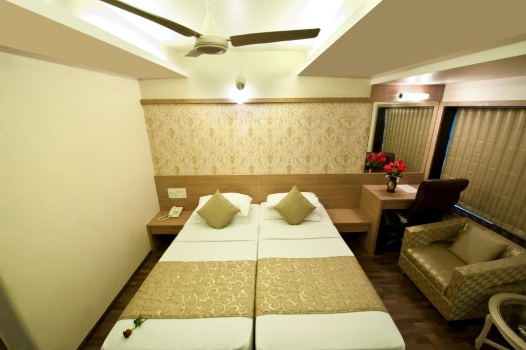 Rajhans 2* Mumbai